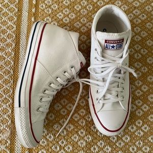 Converse womens 9